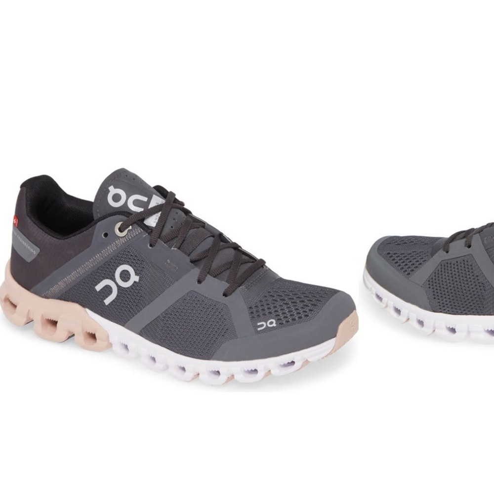 On Cloudflow running shoe